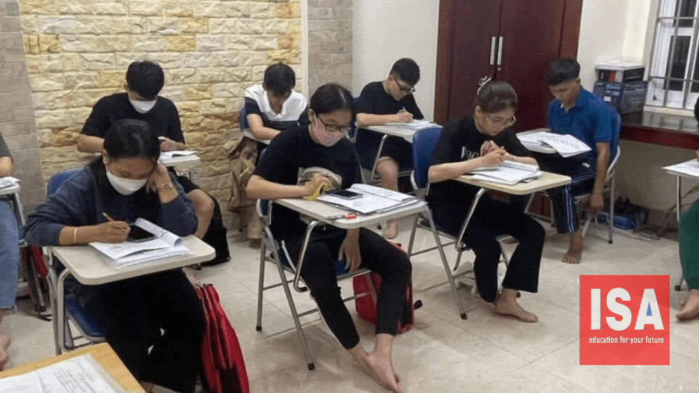 Ket hop voi viec tham gia lop hoc tai trung tam min