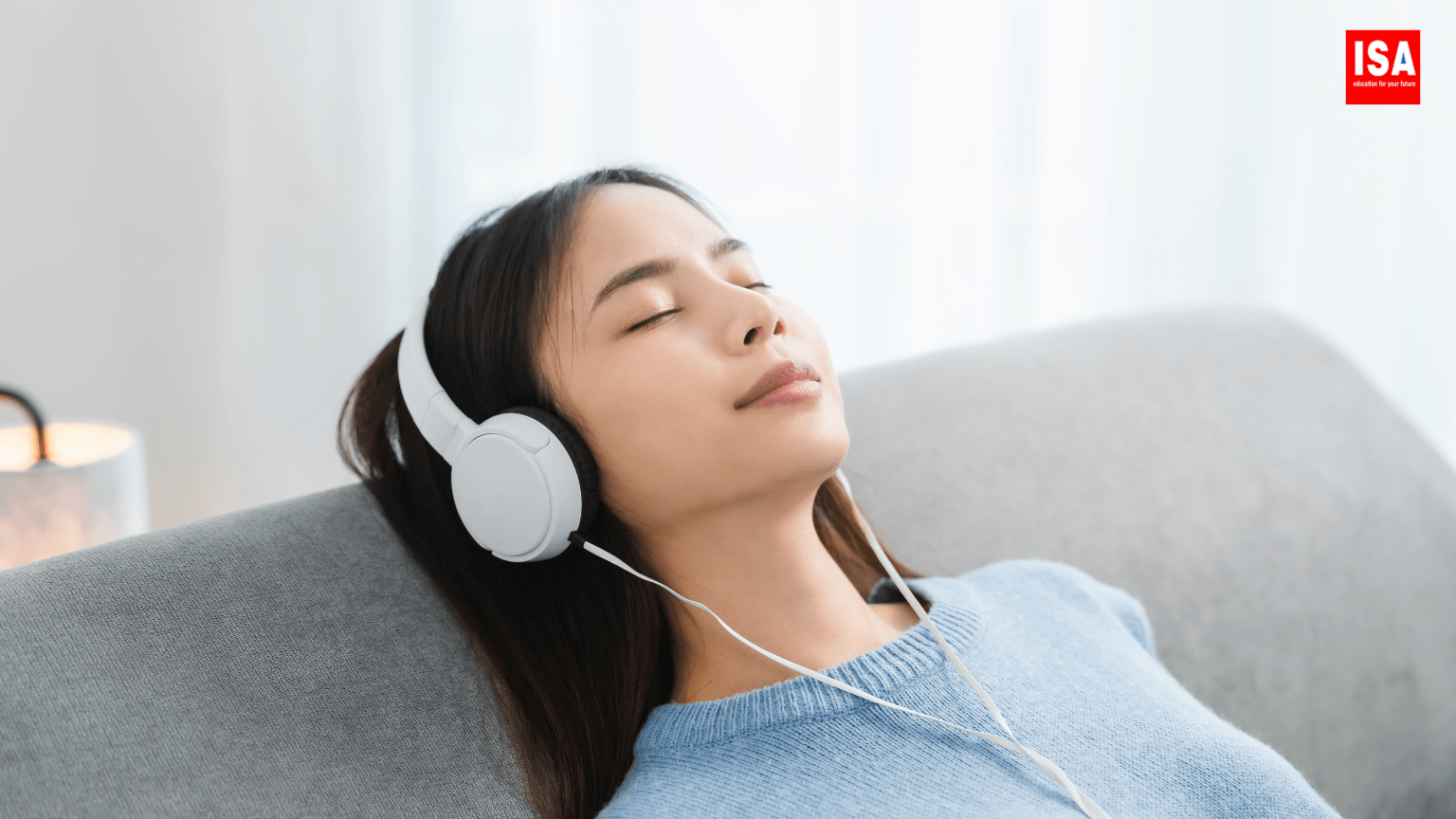 IELTS Listening Cho Người Mới Bắt Đầu: Cách Học Đúng Để Nghe Hiểu Tốt 18 IELTS Listening Cho Người Mới Bắt Đầu Cách Học Đúng Để Nghe Hiểu Tốt (8)-min